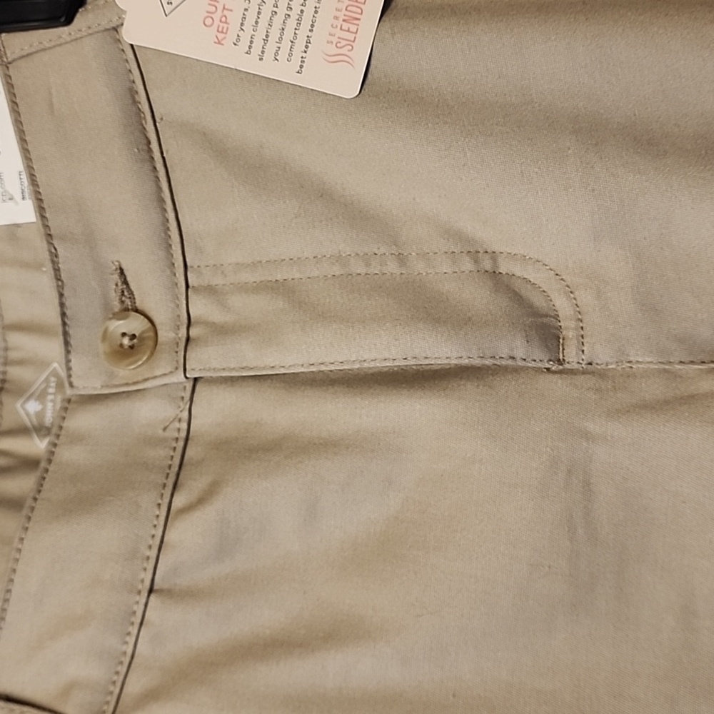 Capris - Picture 6 of 8